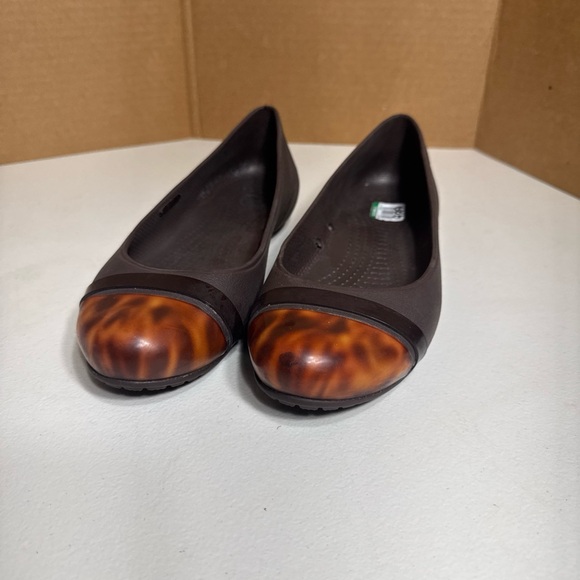 Crocs Rubber Cap Toe Casual Slip On  Flats‎ Brown Cheetah 9 - Picture 1 of 7